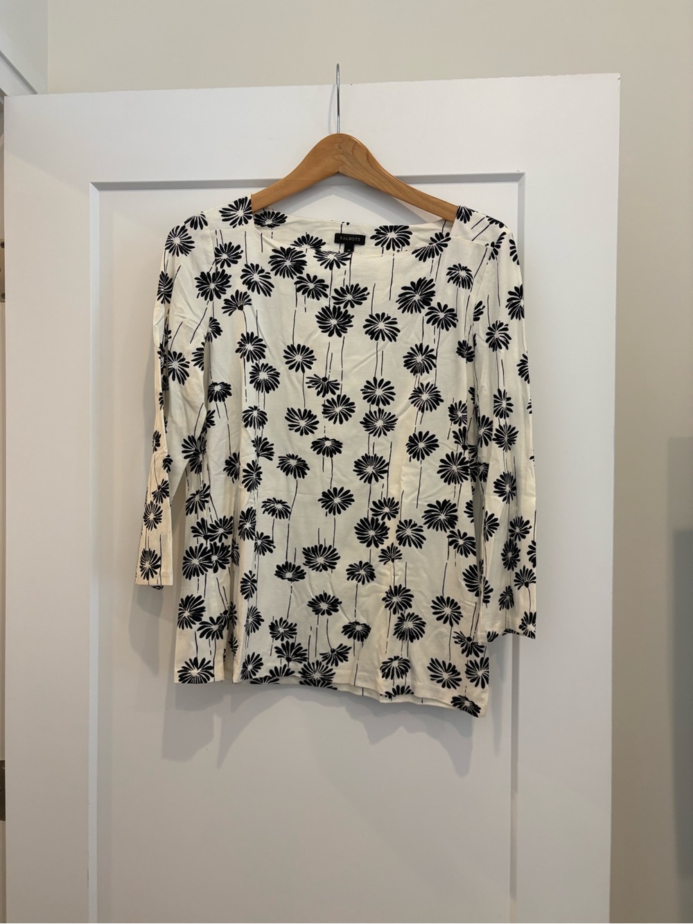 Talbots Cream Long Sleeve Tee with Black Daisy Print